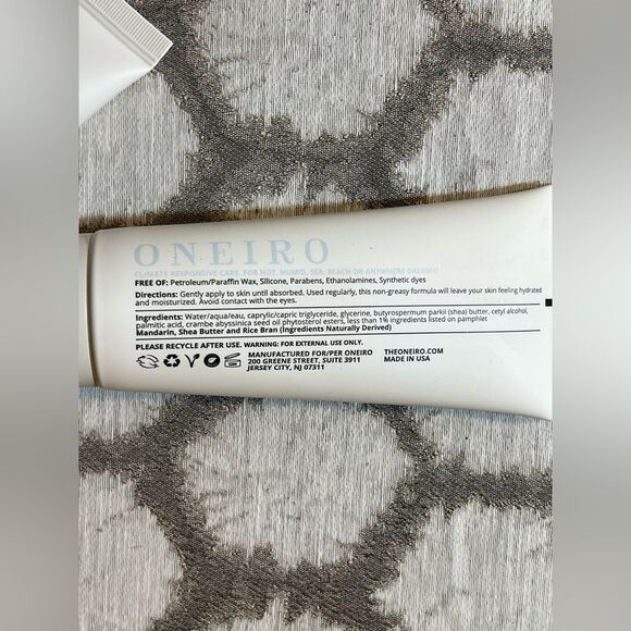 Oneiro Body Wash and Milk Cream duo, the best ever in skin care. 2 pc set - Picture 5 of 8